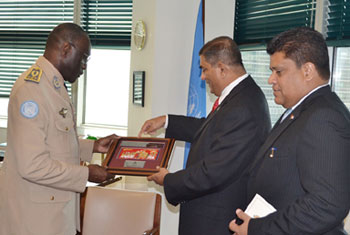 Army Commander meets UN peacekeeping official in NY