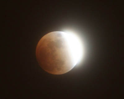 Total lunar eclipse on Wednesday