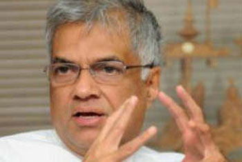 Govt. should withdraw charges against Fonseka  Ranil