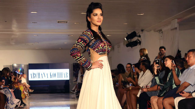 Sunny Leone sets the ramp on fire 