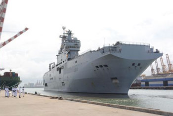 French naval ships leave from Colombo harbour