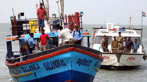 Navy rescues ten local fishermen off Hambantota