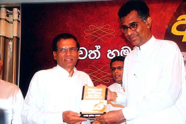 Patali launches book Alapalu Arthikaya