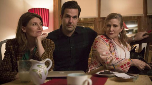 Catastrophe: Carrie Fishers final TV role airs on Channel 4