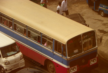 VIDEO: Private buses in several areas between Vavuniya and Jaffna on strike