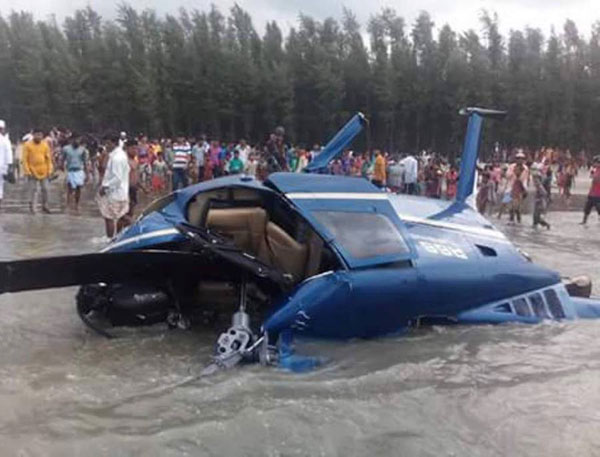 Bangladeshi cricketer Shakib escapes helicopter crash