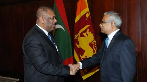 Samaraweera calls on Maldivian Foreign Minister