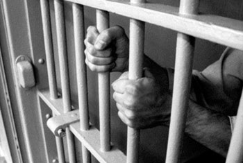 Prison officials find 44 mobile phones among inmates in Galle