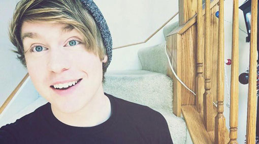 YouTube star Austin Jones arrested on child porn charges