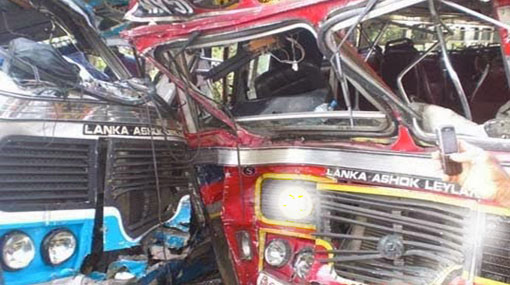 Over 40 injured after buses collide at Kosgama