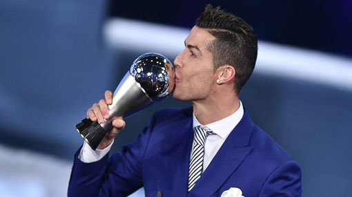 Ronaldo edges out Messi and Neymar to claim FIFA mens player of the year award