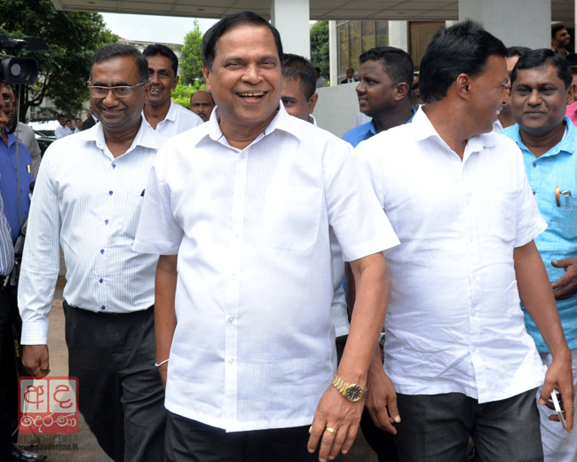 UPFA decides to give Geethas MP seat to Piyasena Gamage
