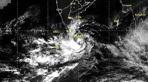Cyclone OCKHI now 850Km west of Sri Lanka 