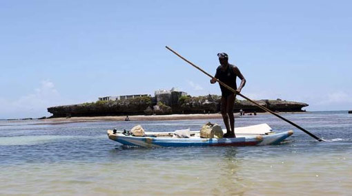 Sri Lankan fisherman yearns to return home