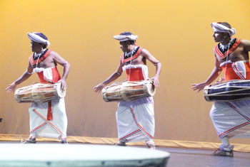 Dumbara Asiriya unfolded on stage in Melbourne