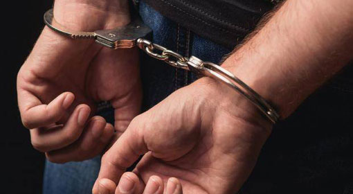Two underworld gang members arrested in Thotalanga