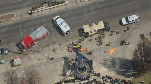 Ten people dead, 15 injured after van ploughs into pedestrians in Toronto