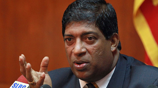 Govt should work with SLFP members  Ravi