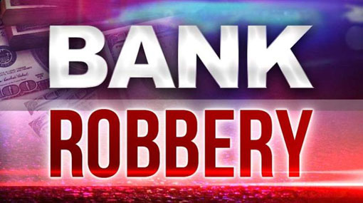 Man throws chili powder at guards and robs bank in Wattala