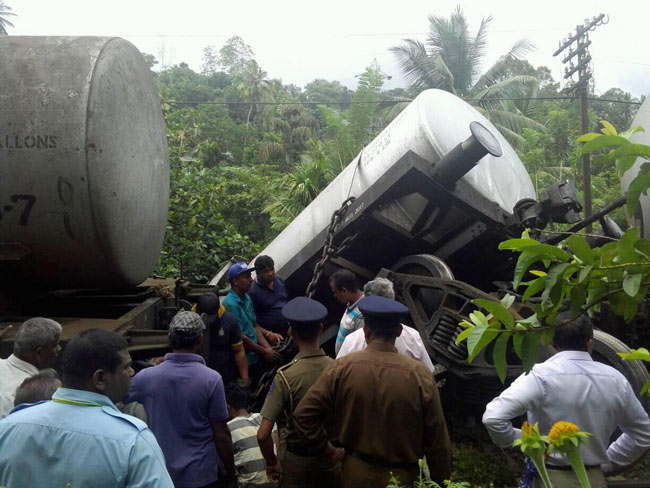 Trains delayed on up-country line due to derailment