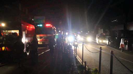 Fire completely destroys shops in Kadawatha town