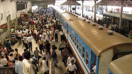 Railway trade unions commence sudden strike