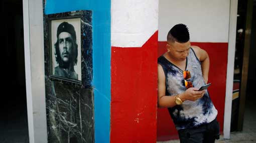 Cubans cheer as internet goes nationwide for 8 hours