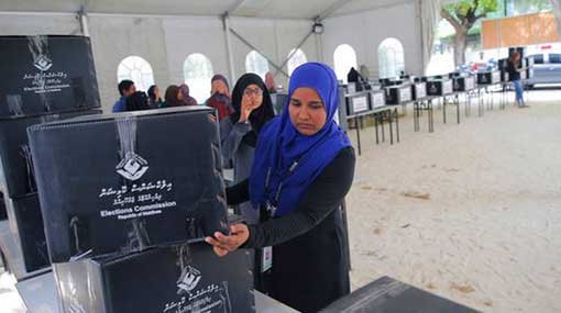 Maldives election: Voting begins in controversial poll