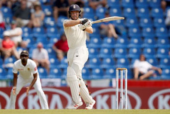 England all out for 285 in first innings