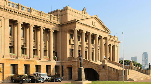 President and UNF MPs arrive for swearing in of new Cabinet