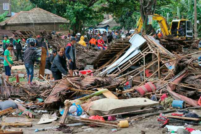 Indonesia tsunami: Death toll hikes up to 222, over 800 injured