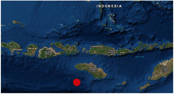6.1 magnitude earthquake hits Indonesias central island