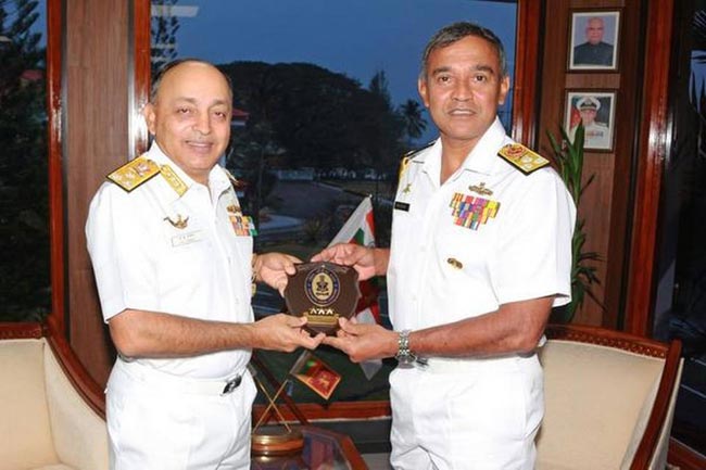 Sri Lankan Navy chief visits India
