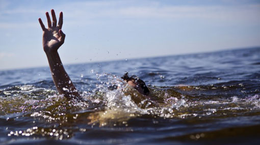 Two Sri Lankans drown in rough seas at Dubai beach