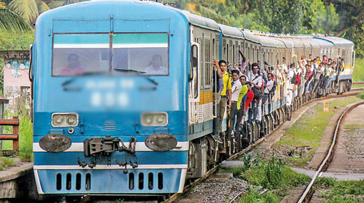 Signal failure causes train delays on Main Line
