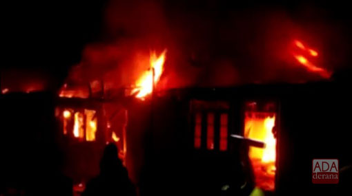 24 plantation estate houses in Talawakelle gutted in fire