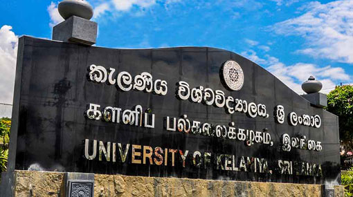 Youth stabs female Kelaniya Uni student