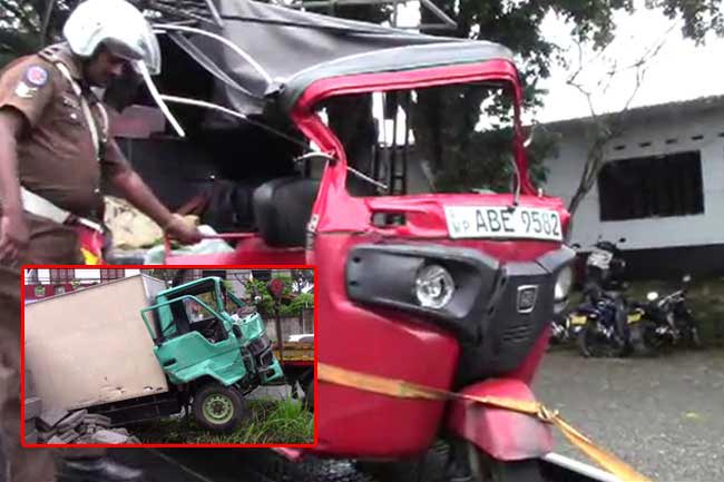 Tuk carrying 8 collides with lorry; woman and 7 year old dead