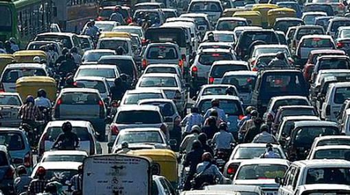 Heavy traffic at Lipton roundabout