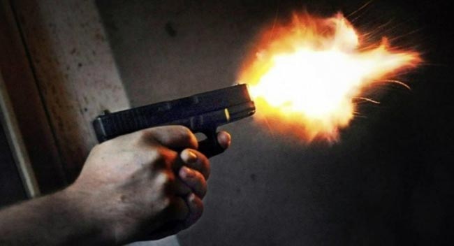 Fuel pump attendant shot dead and robbed of money