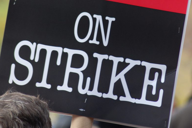Govt. executive officers start indefinite strike