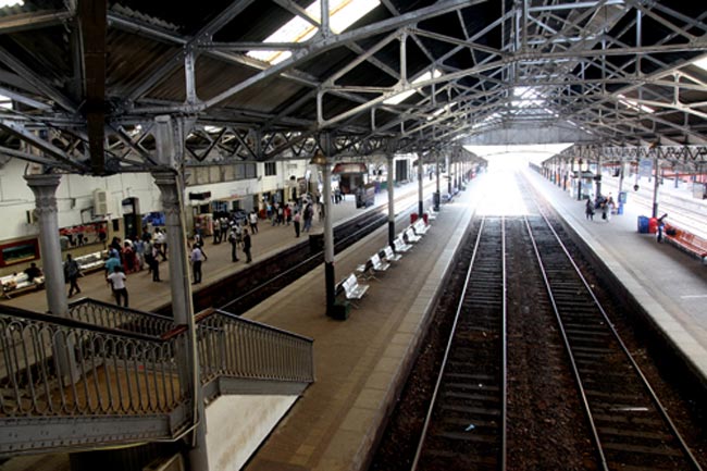 Railway strike to continue