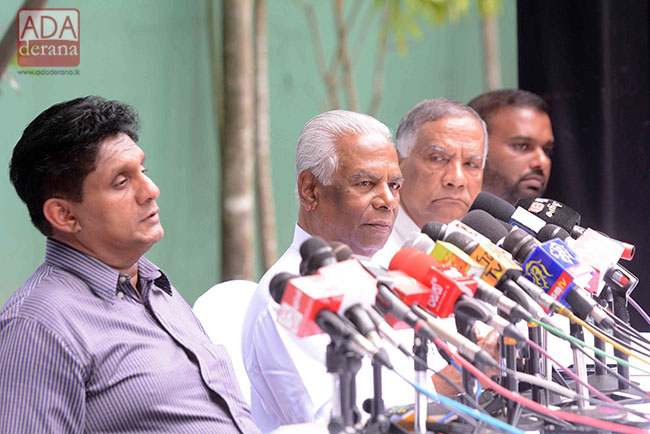 Athauda Seneviratne and W.B. Ekanayake pledge support to Sajith