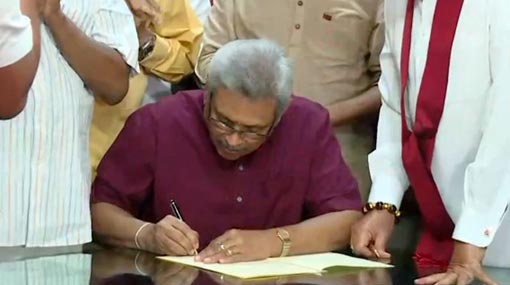 Gotabaya signs nomination papers