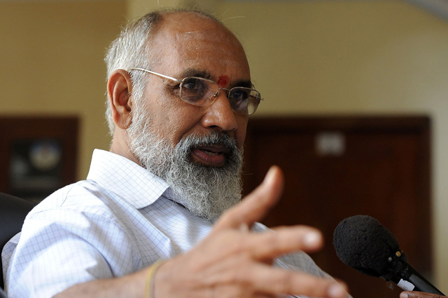 Wigneswaran requests President to release Tamil political prisoners