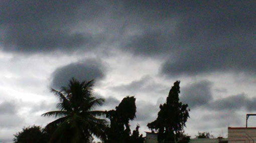 Afternoon thundershowers in four provinces