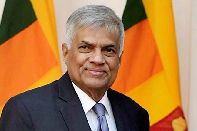 PM felicitates Gotabaya Rajapaksa 