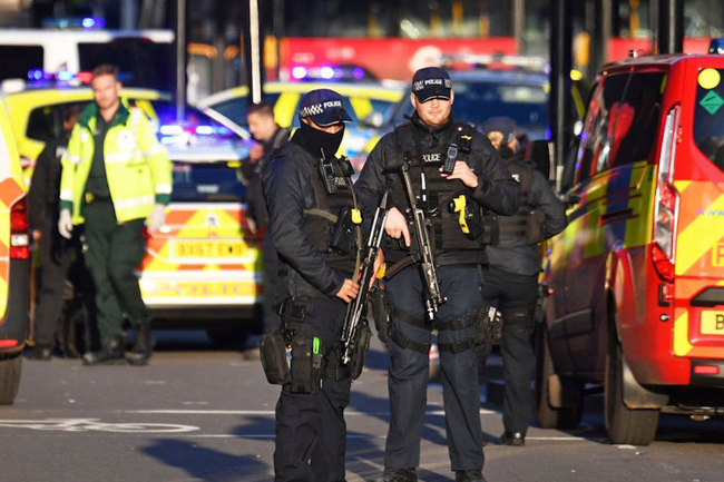 Two killed in London Bridge violence; Knife attacker identified as ex ...