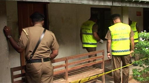 Two police sergeants suspended over murder at Kegalle court