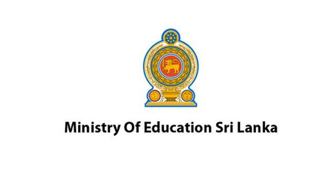 Report persons obtaining money to admit students to schools  Education Min.